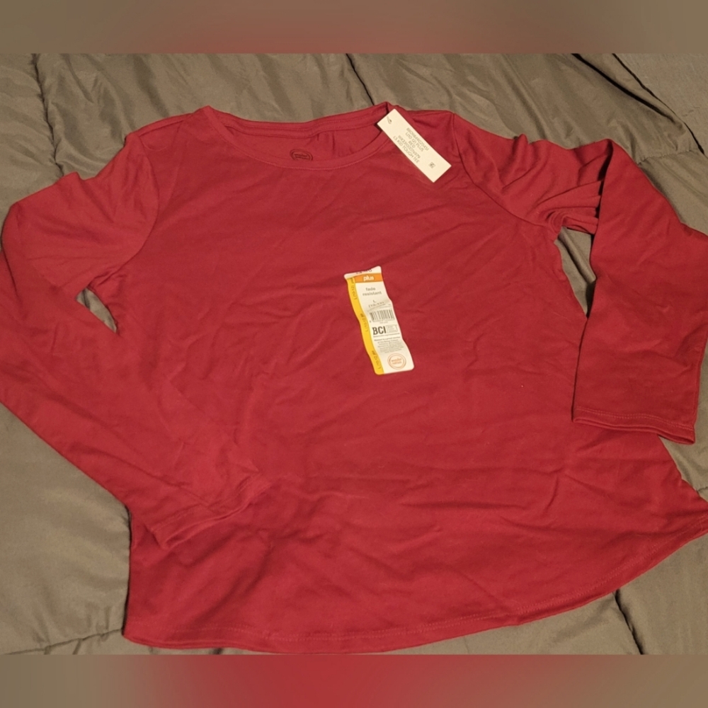 Long sleeve t-shirt